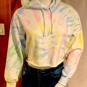 Woman tie/dye hooded